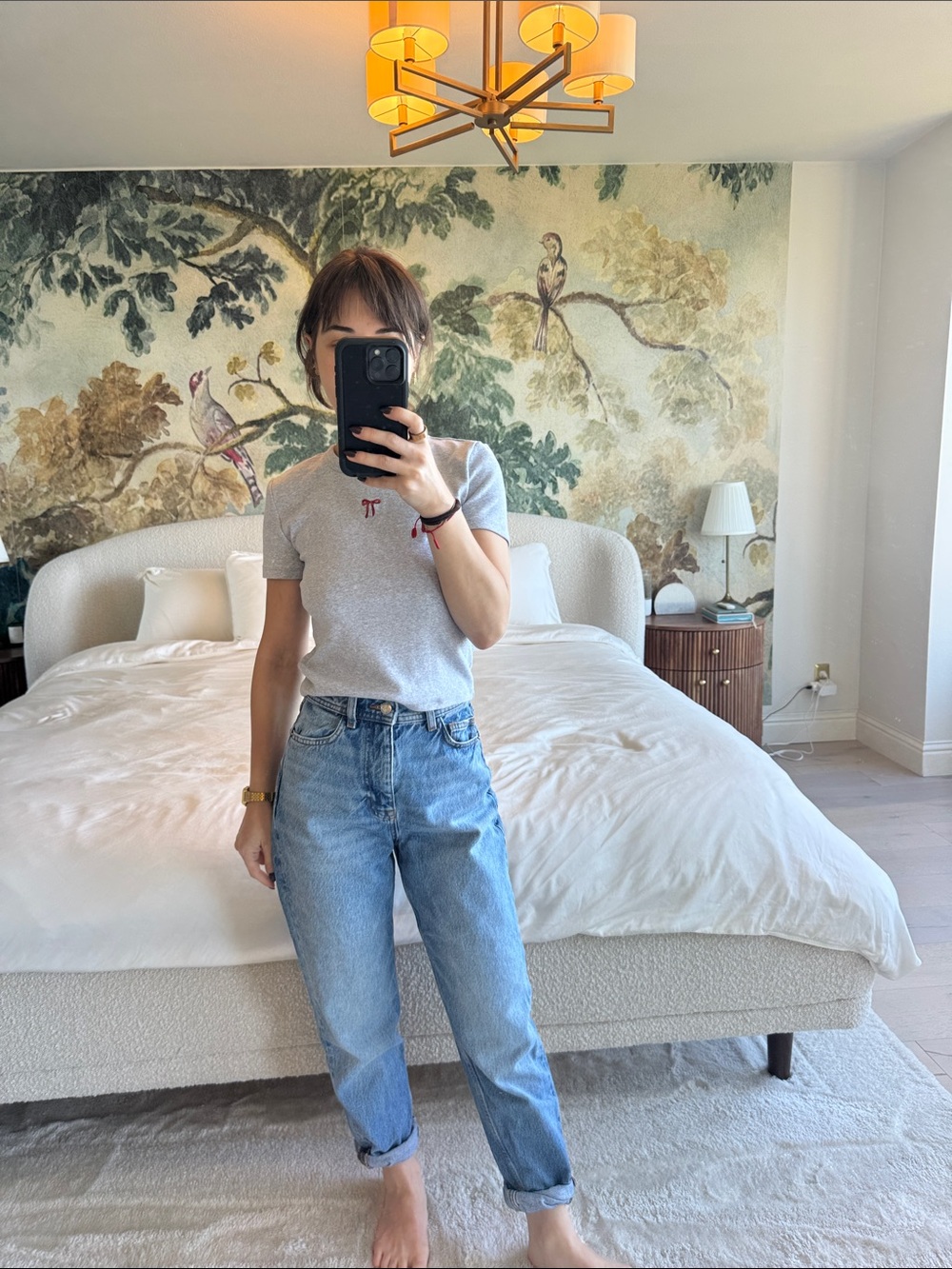 Aritzia Bow Graphic tee